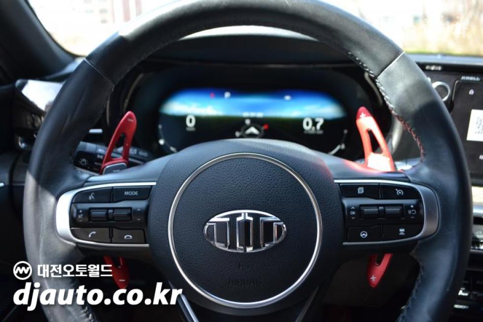 2021 - kia k5