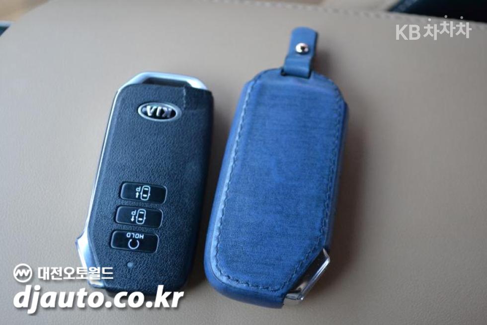 2021 - kia k5