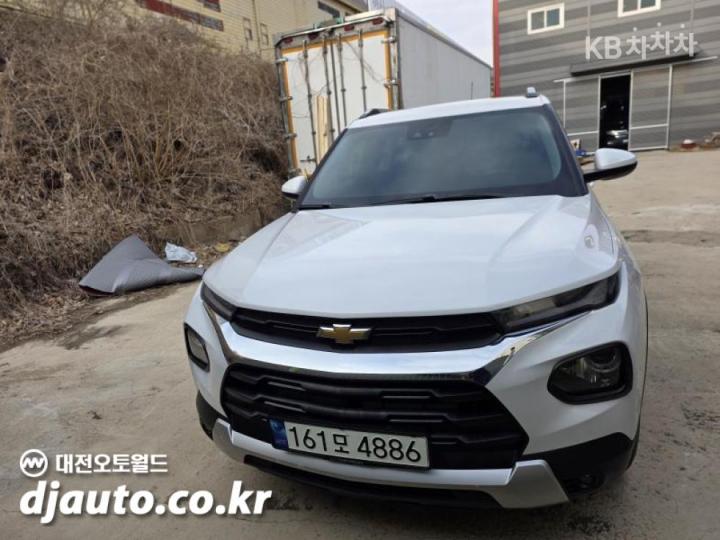 Chevrolet Trailblazer 1.35 Gasoline 2WD Premier 3