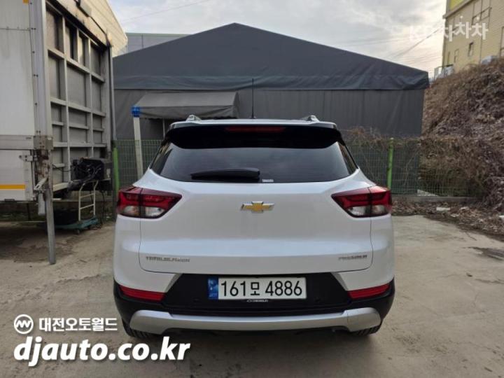 Chevrolet Trailblazer 1.35 Gasoline 2WD Premier 4