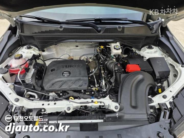 Chevrolet Trailblazer 1.35 Gasoline 2WD Premier 6