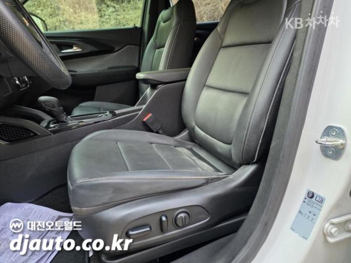 Chevrolet Trailblazer 1.35 Gasoline 2WD Premier 7