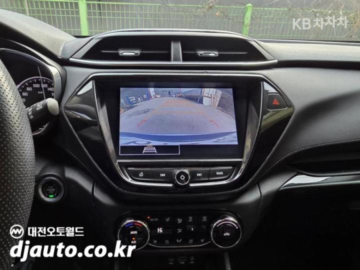 Chevrolet Trailblazer 1.35 Gasoline 2WD Premier 10