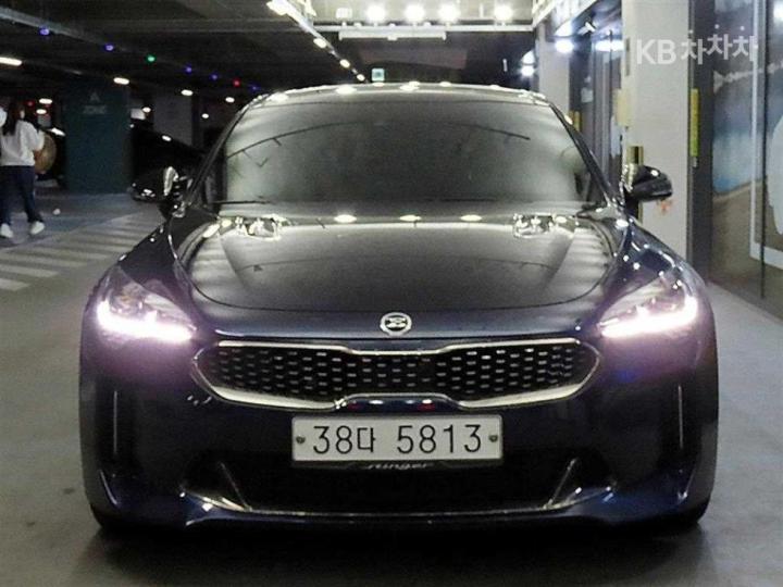 Kia Stinger 3.3 Turbo 4WD GT 3