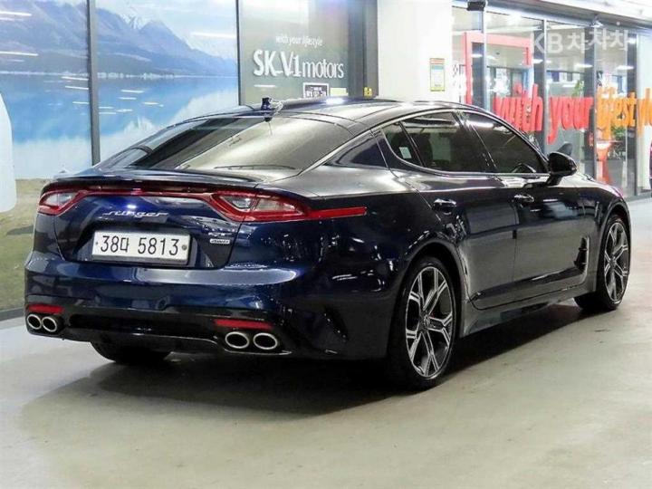 Kia Stinger 3.3 Turbo 4WD GT 5
