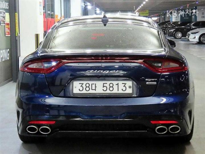 Kia Stinger 3.3 Turbo 4WD GT 6