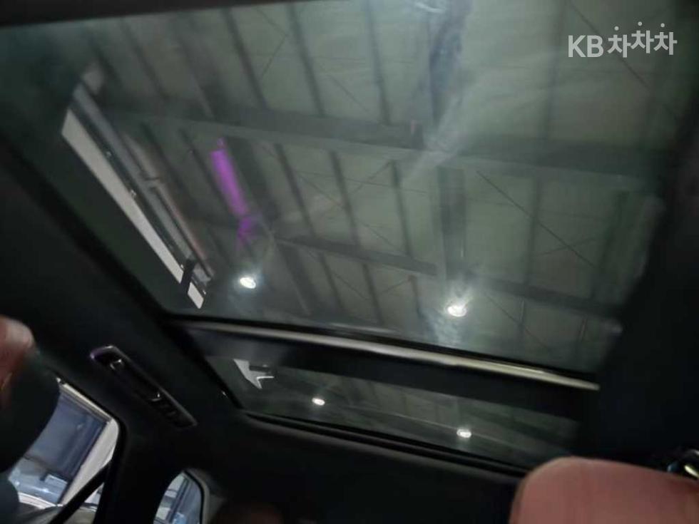 Land Rover Range Rover Sport — miniaturë 12