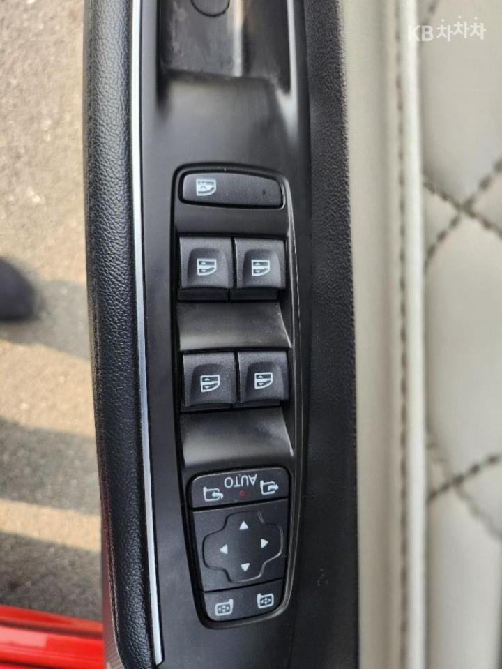 Renault SM6 2.0 GDe RE 8