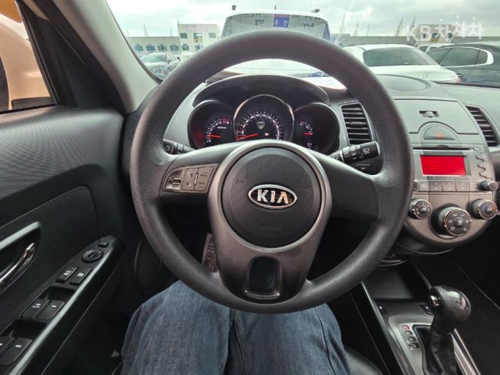 Kia Soul 1.6 Smart Base Type 9