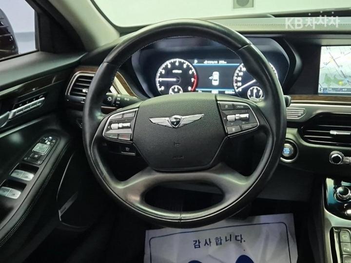 Genesis EQ900 3.3 T-GDI AWD Luxury 10