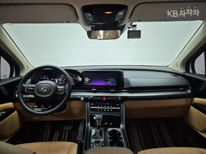 Kia Carnival D2.2 Prestige 8