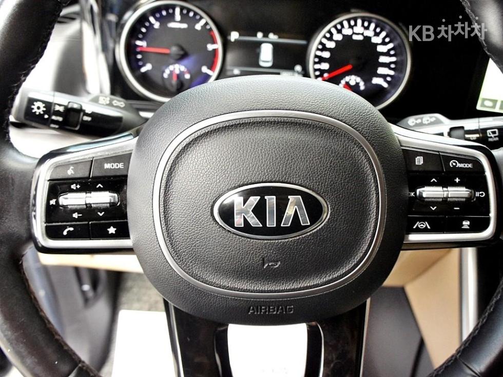 2021 - kia carnival