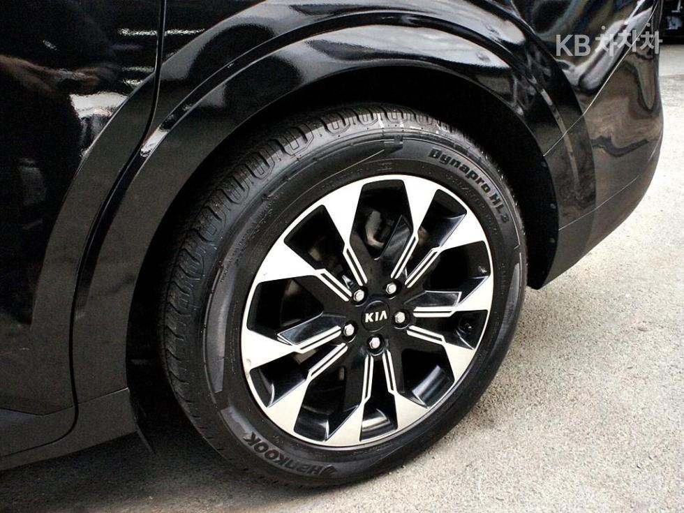 2021 - kia carnival