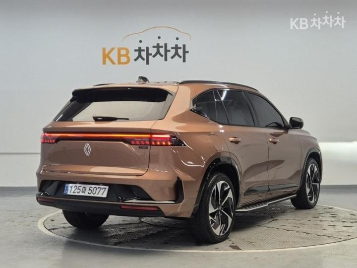 Renault Koleos E-Tech Hybrid Esprit Alpine 4