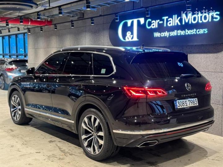 Volkswagen Touareg 4.0 TDI Prestige 4