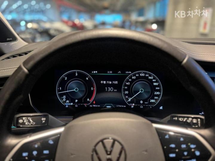 Volkswagen Touareg 4.0 TDI Prestige 10