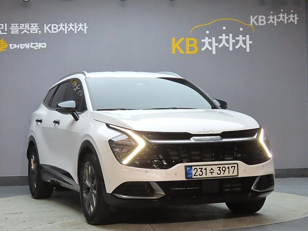 2022 - kia sportage