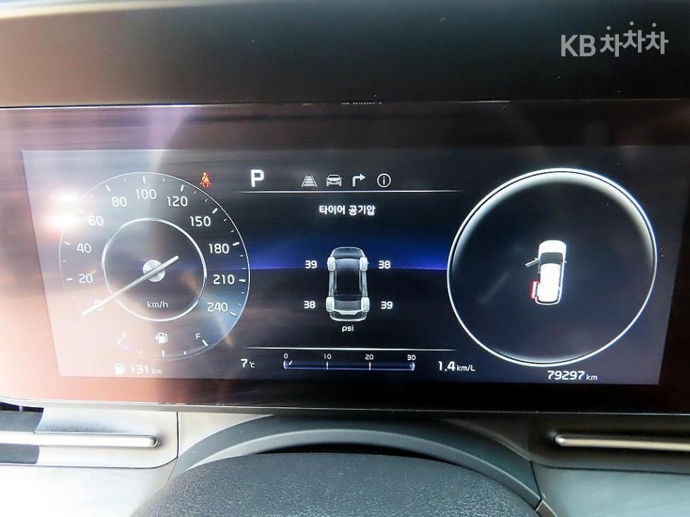 2021 - kia carnival