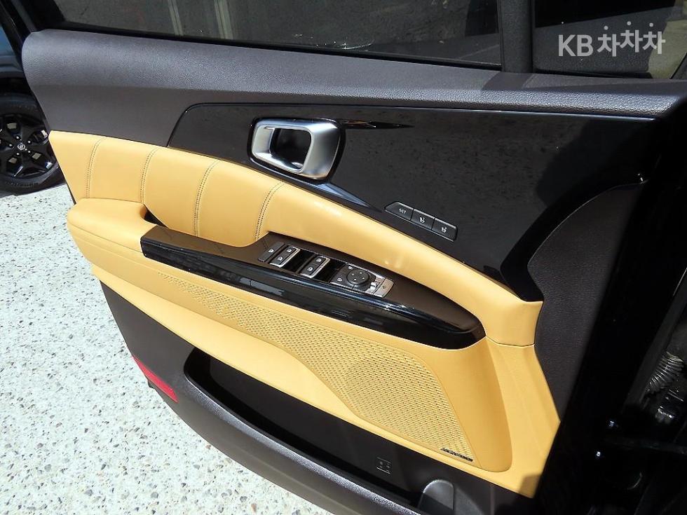2021 - kia carnival