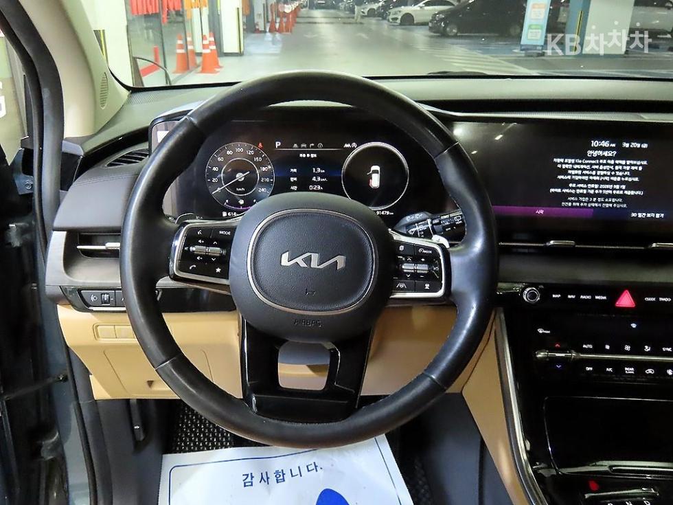 2022 - kia carnival