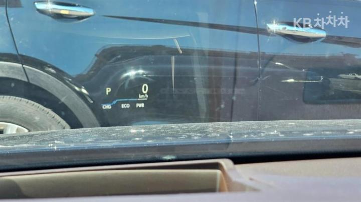 Lexus ES New Generation 300h Luxury+ 6