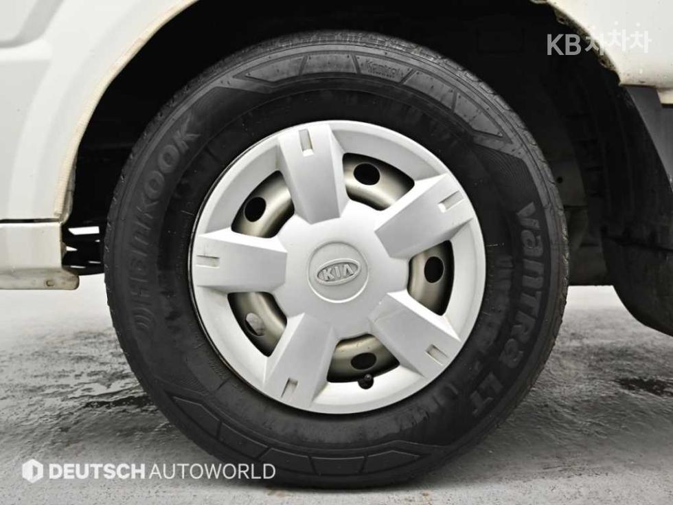 2010 - kia bongo iii