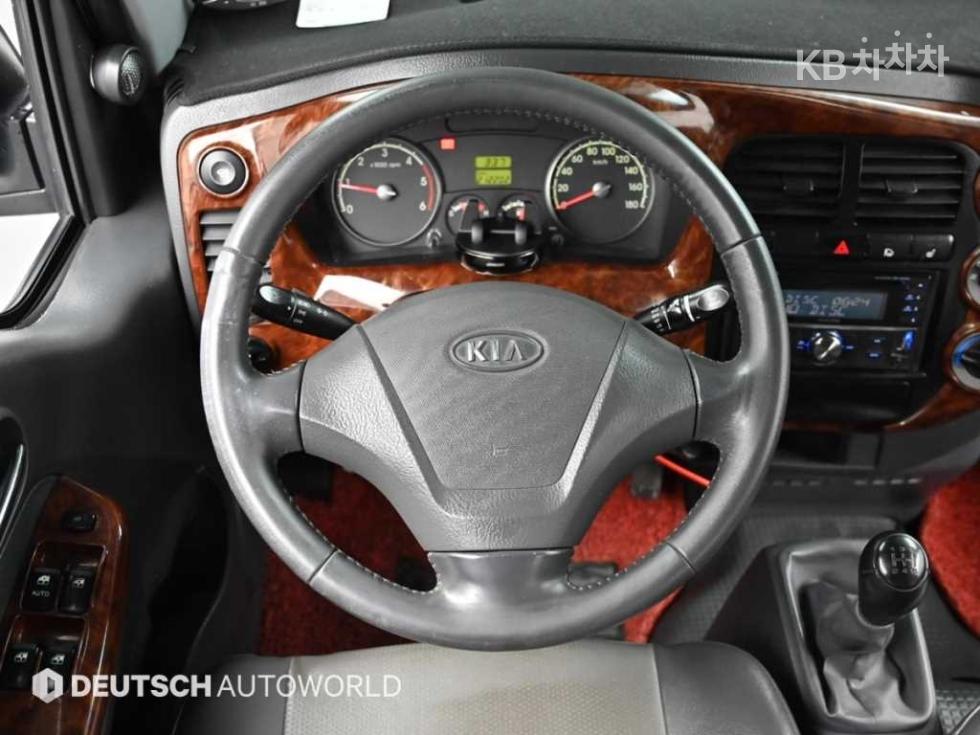 2010 - kia bongo iii