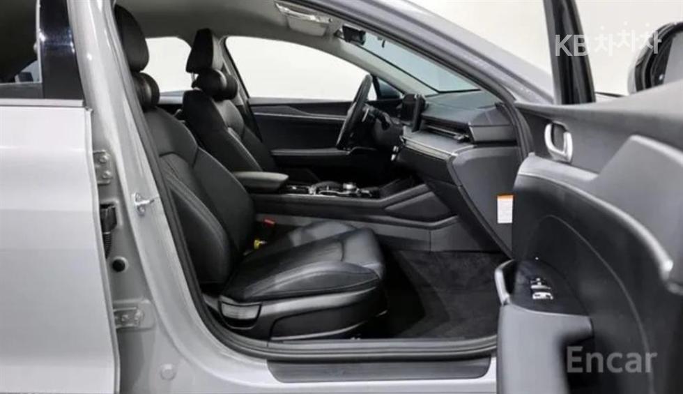 2025 - kia k5