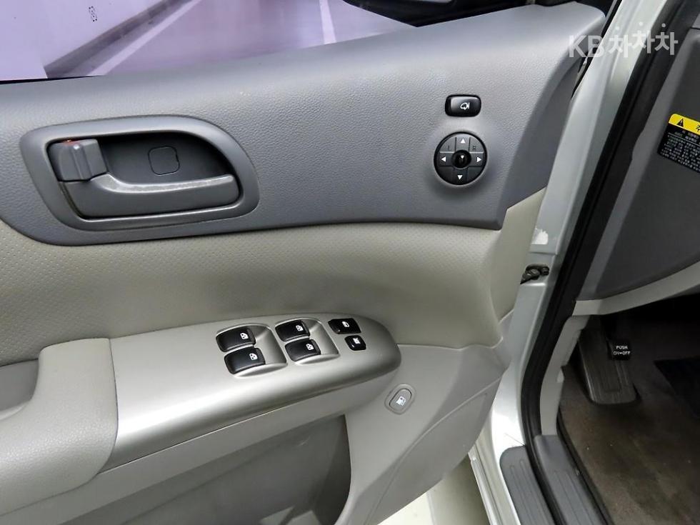 2014 - kia carnival