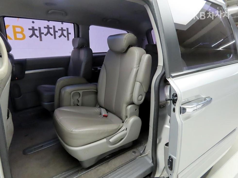 2014 - kia carnival