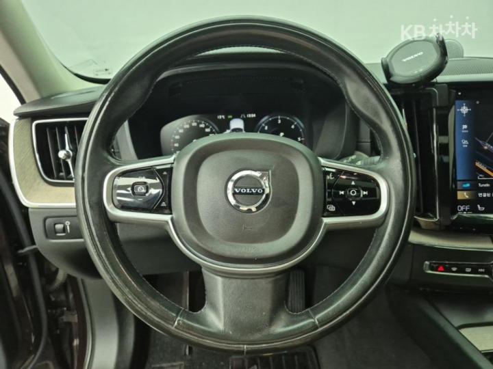 Volvo XC60 D5 Inscription 10