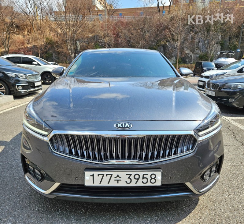 2018 - kia k7