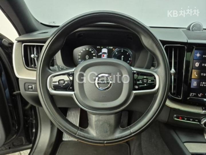 Volvo XC60 D5 Inscription 10