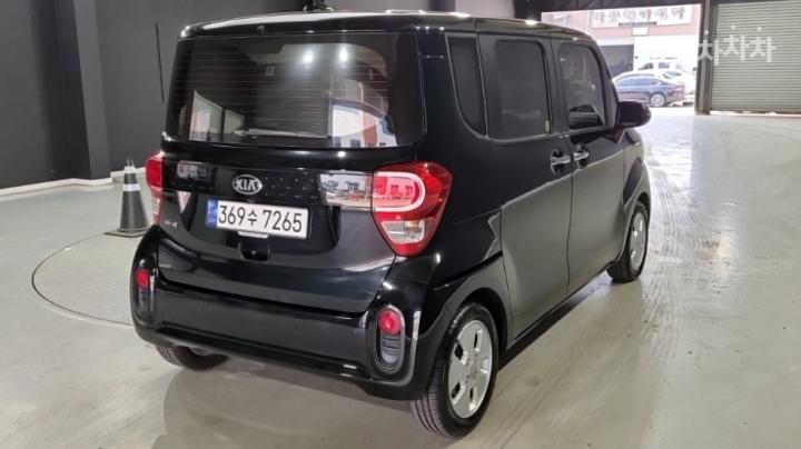 Kia Ray 1.0 Gasoline Prestige 3