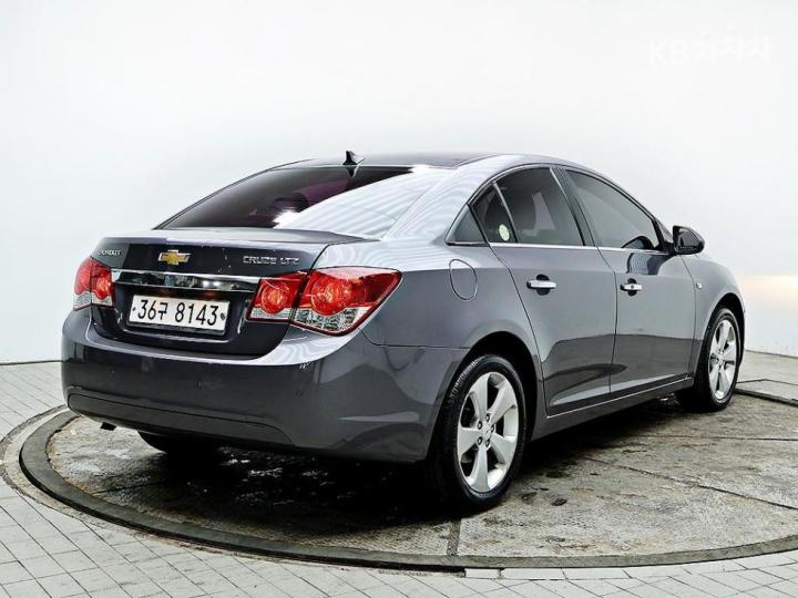 Chevrolet Cruze 1.8 LTZ+ Base Type 5