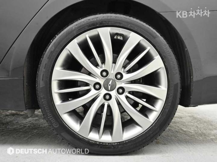 Genesis G80 3.3 GDI AWD Premium Luxury 6