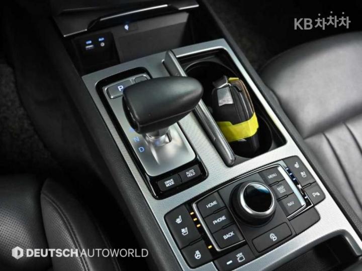 Genesis G80 3.3 GDI AWD Premium Luxury 10