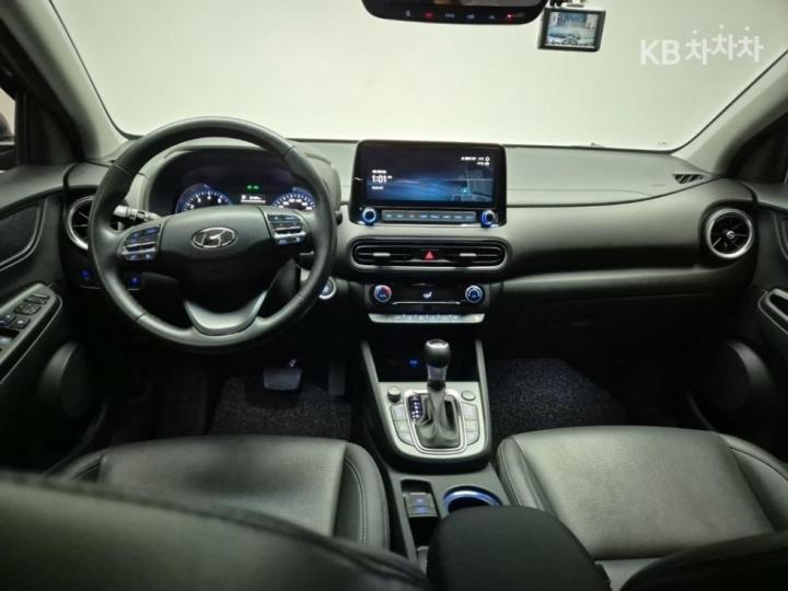 Hyundai Kona 1.6 Gasoline Turbo 2WD Inspiration 8