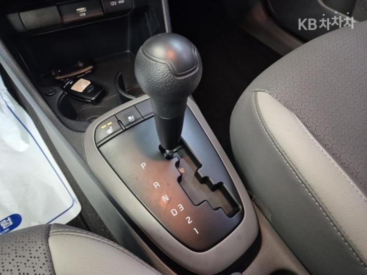 Kia Morning Urban JA 1.0 Gasoline Prestige 9