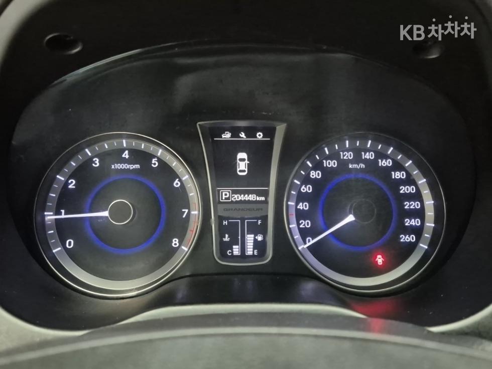 Hyundai Grandeur — miniaturë 6