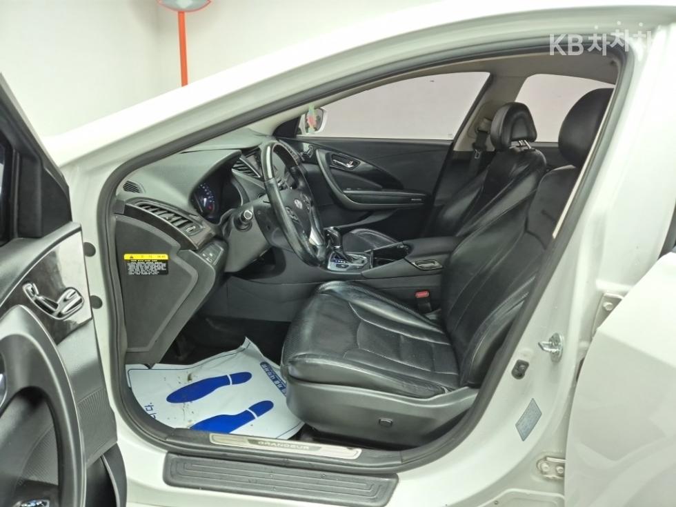 Hyundai Grandeur — miniaturë 11