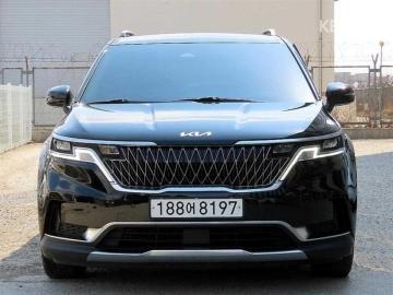Kia Carnival 9-Seater Noblesse — foto 1