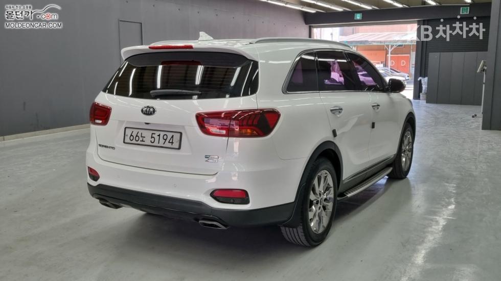 2019 - kia sorento