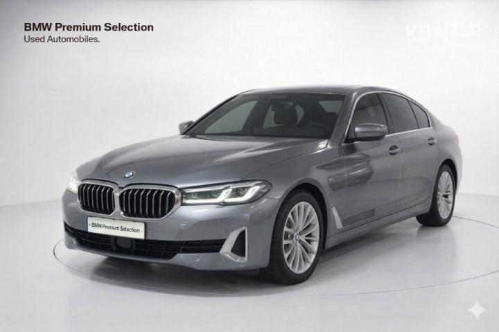 BMW 5 Series G30 520i Luxury 3