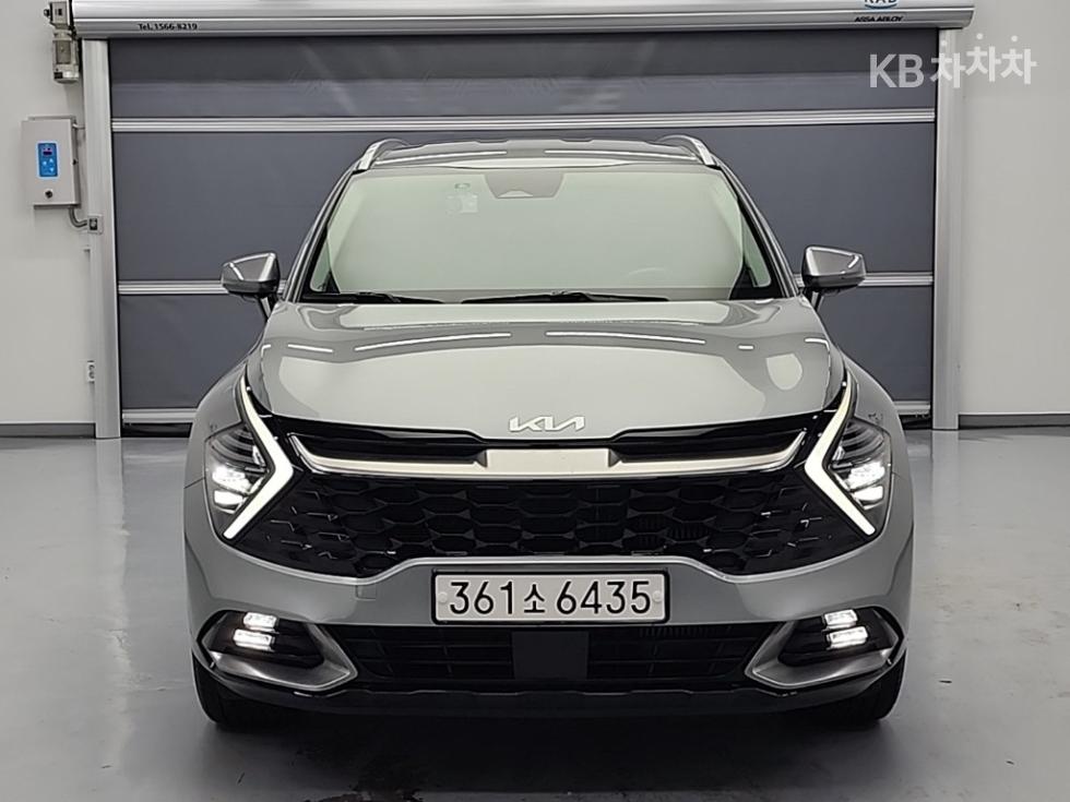 2022 - kia sportage