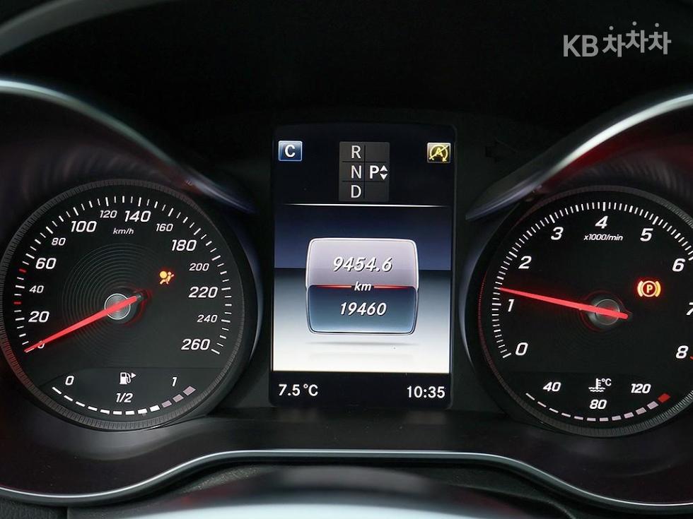 2017 - mercedes-benz c-class