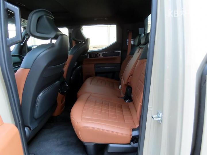 Kia Tasman G2.5 T-GDI 4WD X-Pro 7