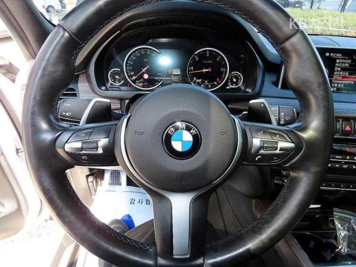 BMW X5 F15 xDrive 40d Base Type 9