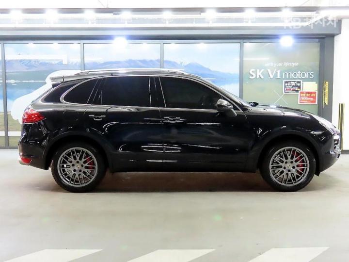 Porsche Cayenne New 958 4.8 Turbo 4