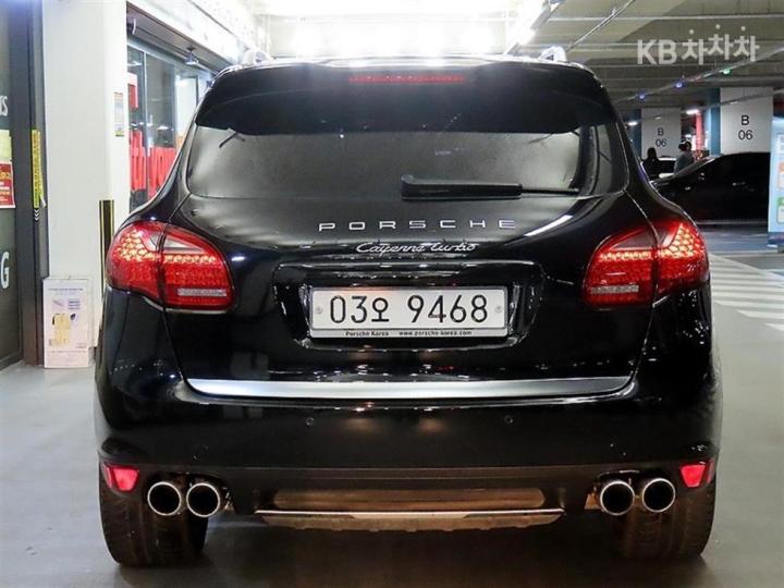 Porsche Cayenne New 958 4.8 Turbo 6